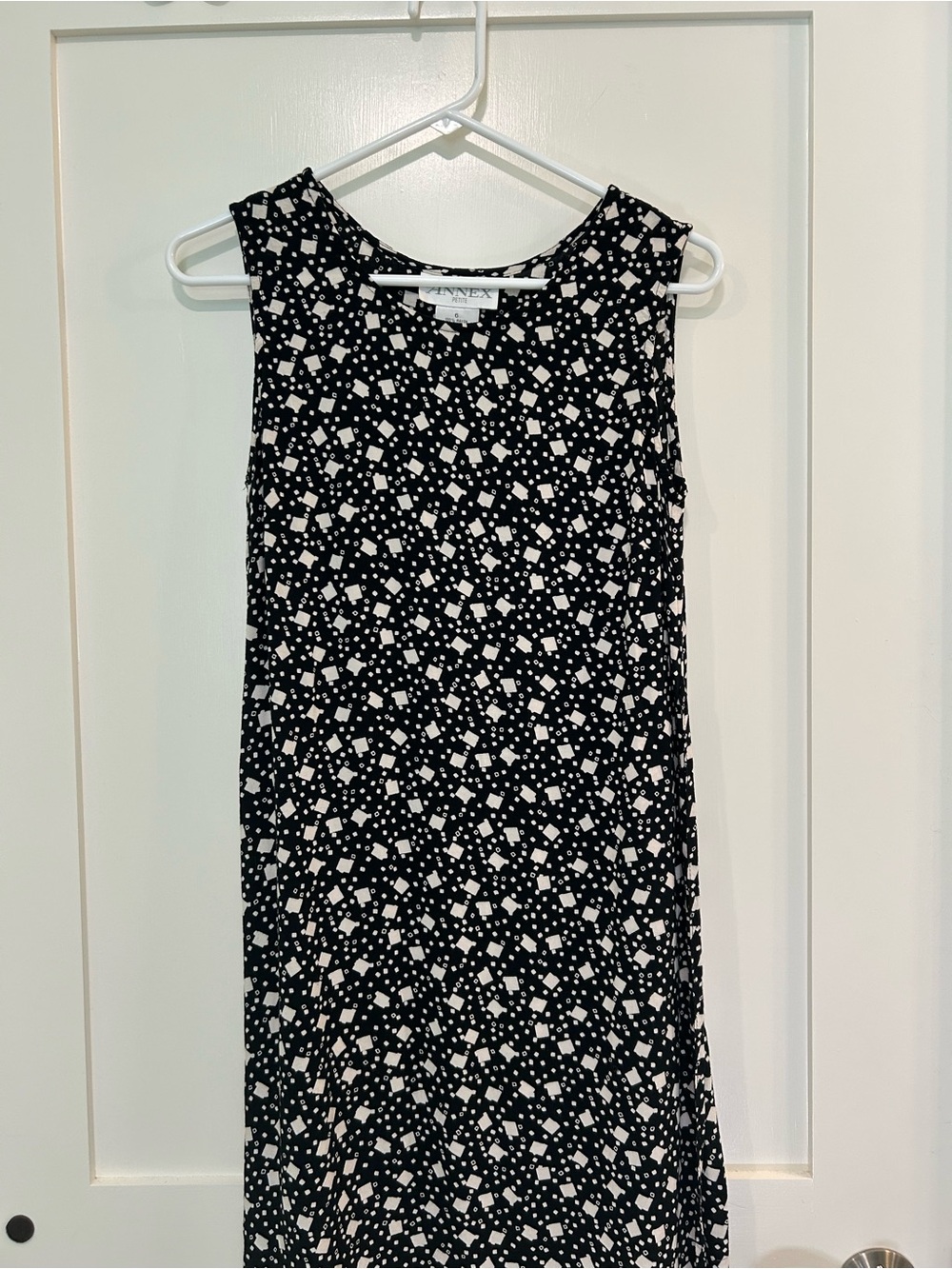 Vintage 90s Casual Corner Annex Petite Rayon Dress 6 Black White Geometric